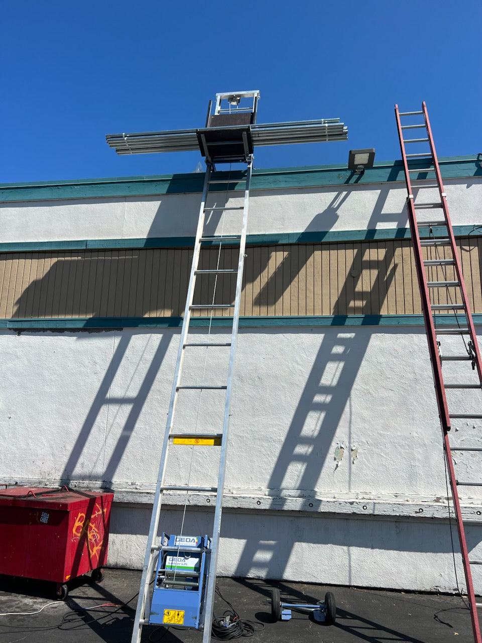 GEDA 550lbs Solar Panel Ladder Lift Guided Rope Hoist Lift